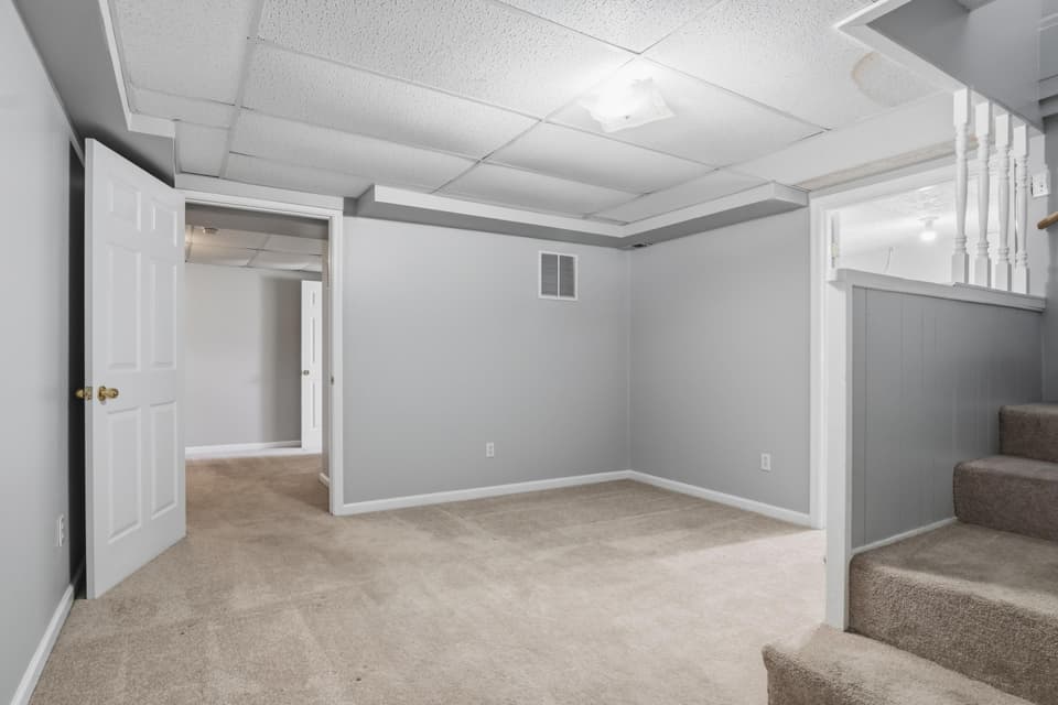 130 Warren Street, photo 25 of 40