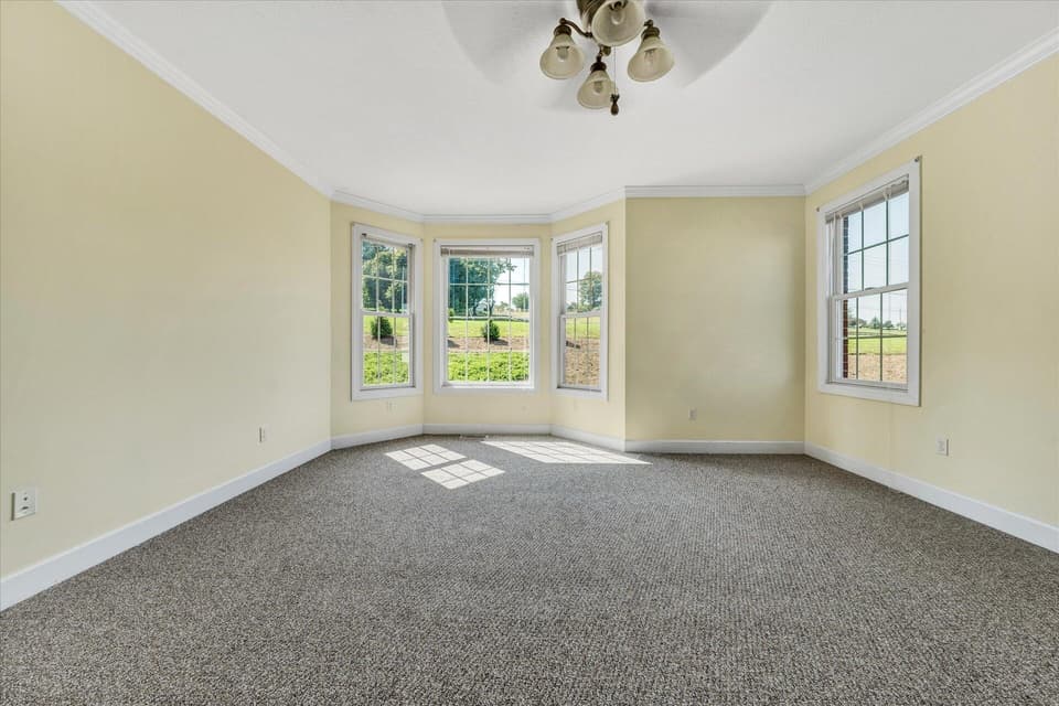 2075 Lake Vista Dr, photo 33 of 38