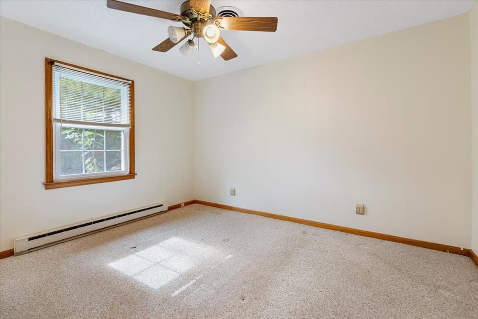 1363 Dow Street, photo 21 of 40