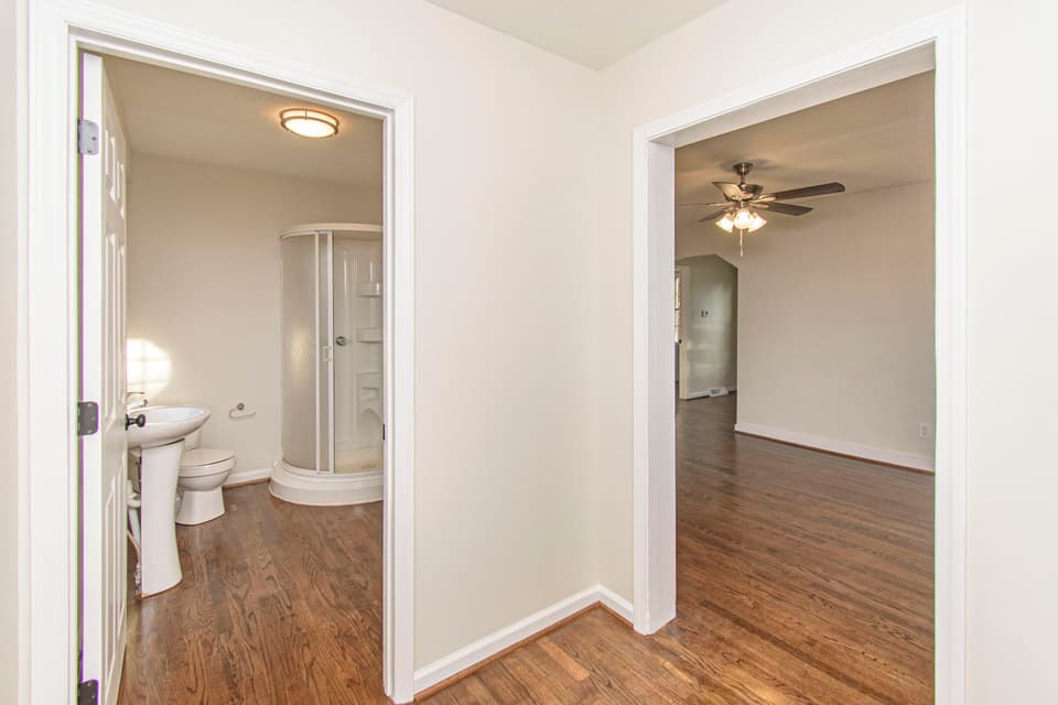 17 Lee Hy Ct, photo 14 of 38