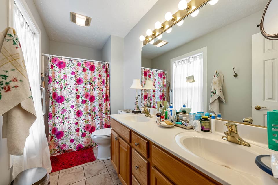 195 Tall Oak Boulevard, photo 30 of 40