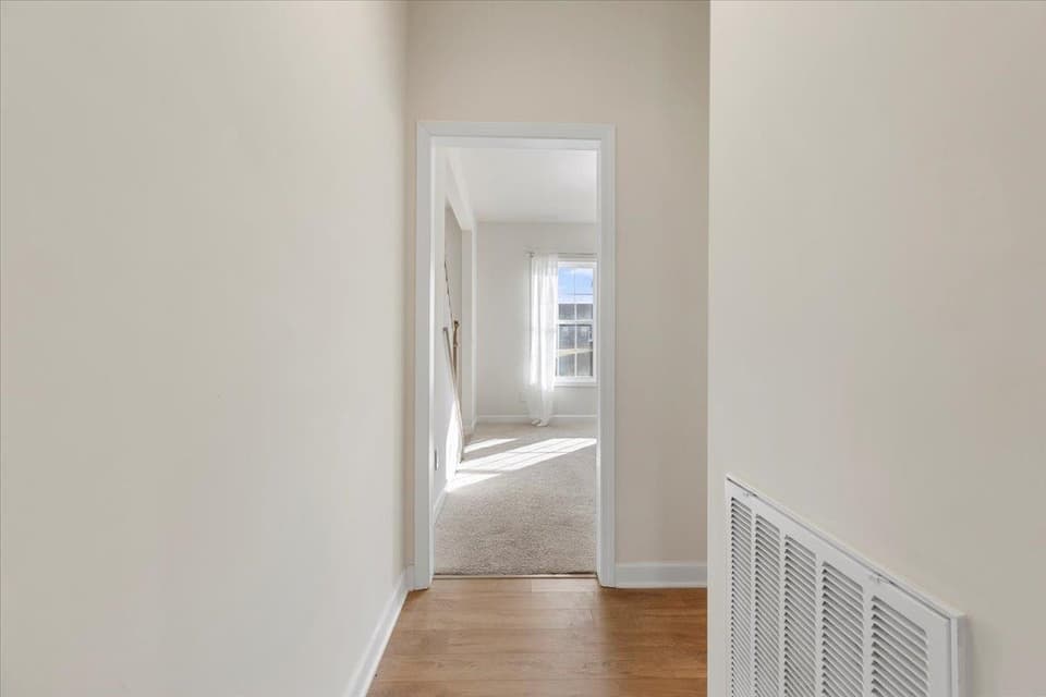 820 Jefferson Circle, photo 35 of 40