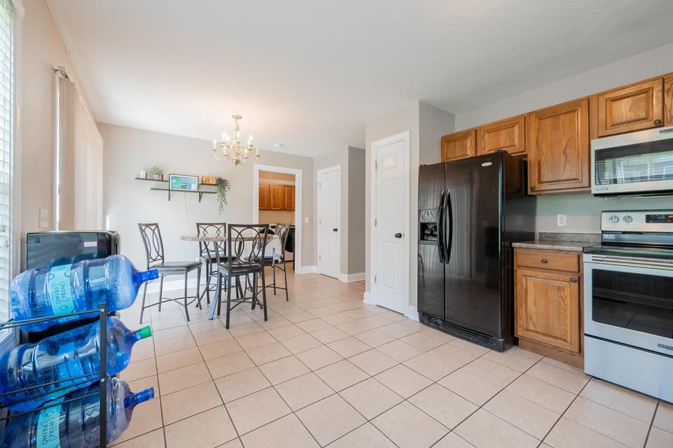 780 Oaktree Boulevard, photo 28 of 40