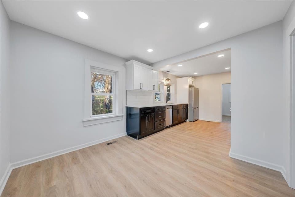 50 Bower Street NW, photo 7 of 39
