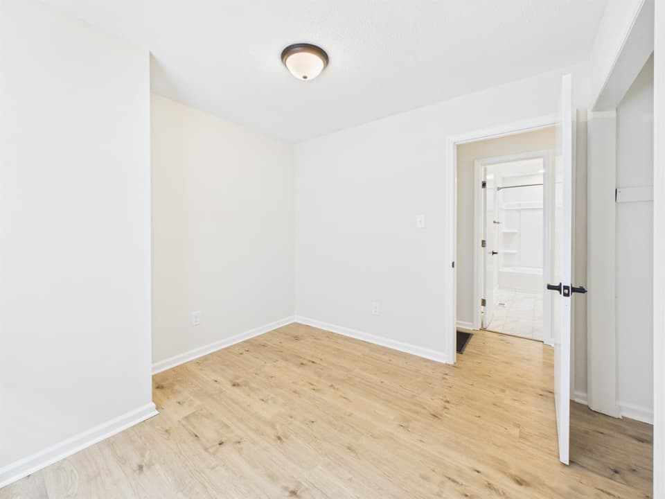 966 Magnolia Lane, photo 23 of 40