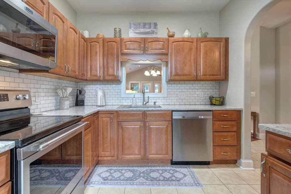 175 Melody Drive, photo 17 of 40