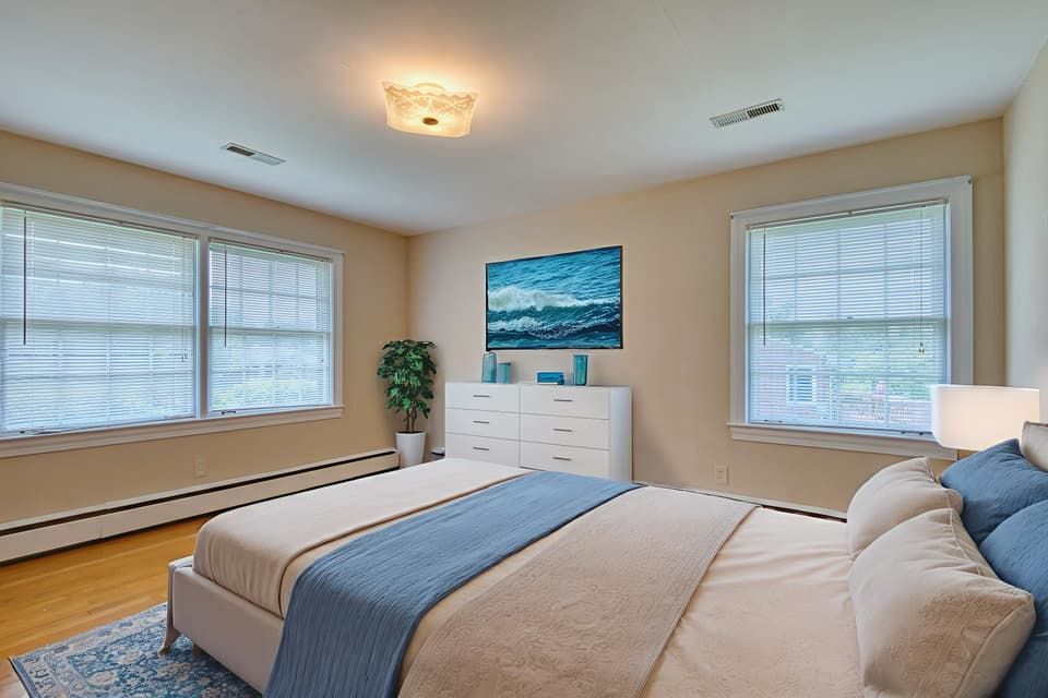 108 Roseland Drive, photo 32 of 40