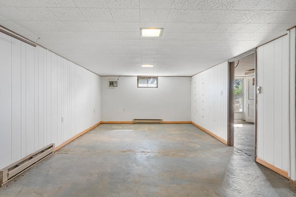 622 E Main Street, photo 24 of 36