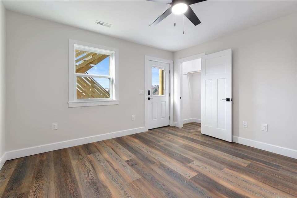 1045 Beaver Drive, photo 39 of 40
