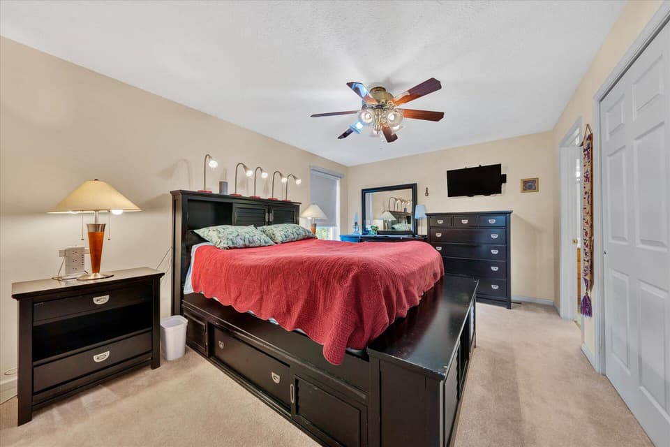 135 Wenn Dr NW, photo 22 of 37