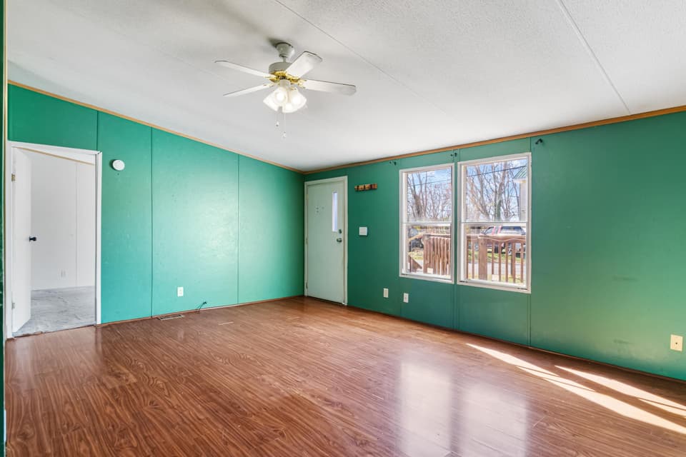 1150 King Street, photo 10 of 31