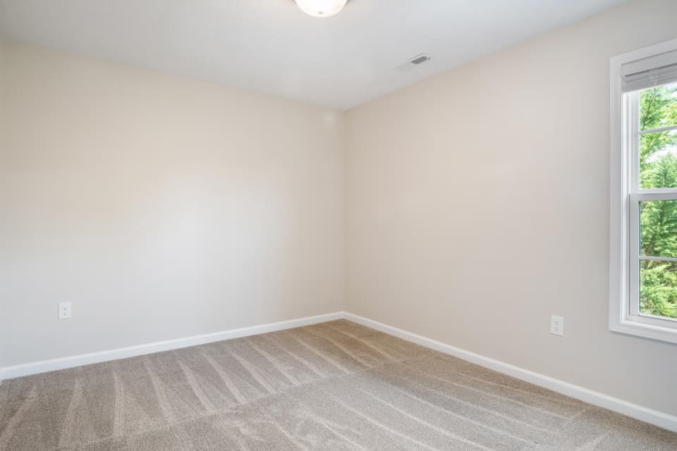 2030 Glade Drive, photo 18 of 32