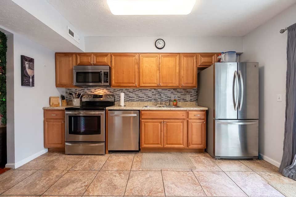 435 Cherokee Drive, photo 15 of 40