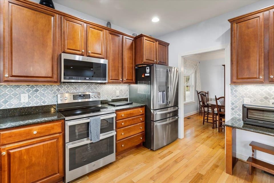 300 Roudabush Drive NW, photo 18 of 40