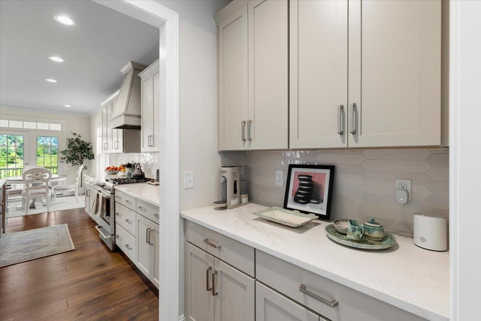 1177 Round Meadow Drive, photo 10 of 40