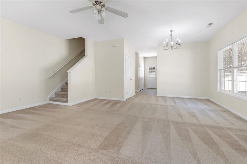 10 Overlook Drive, photo 11 of 40