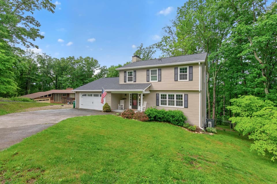 435 Tomahawk Drive, photo 20 of 40