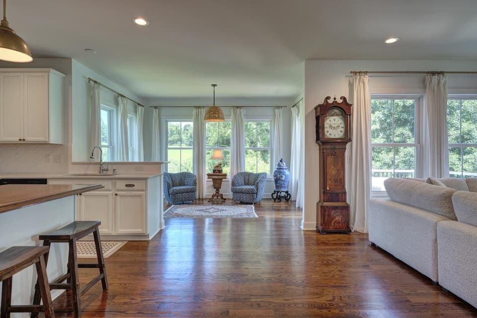 850 Jefferson Circle, photo 21 of 40