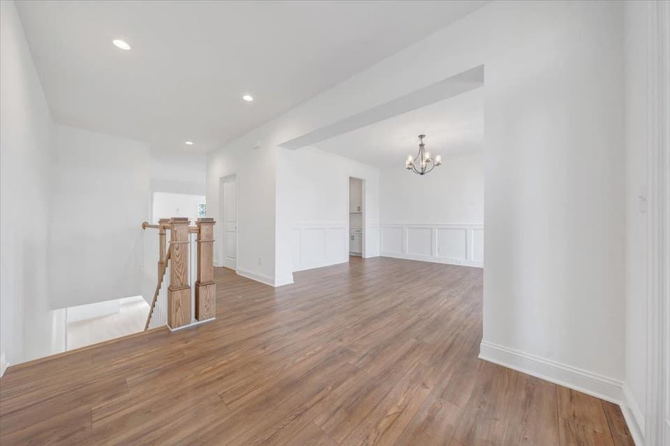1027 Round Meadow Drive, photo 25 of 40