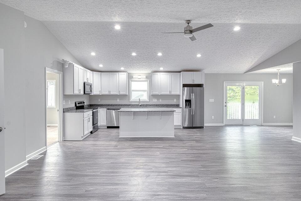 15 Kays Dr NW, photo 13 of 32