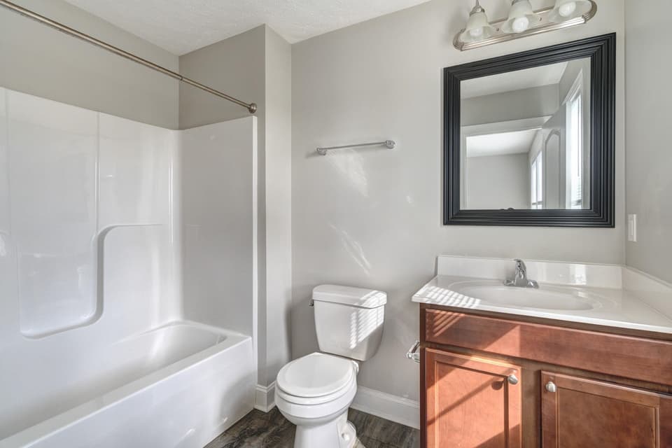 410 Twisted Oak Drive NW, photo 19 of 25
