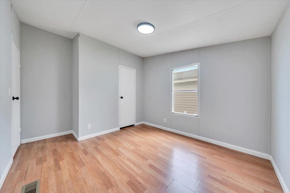 1631 Blue Spruce Drive, photo 17 of 33