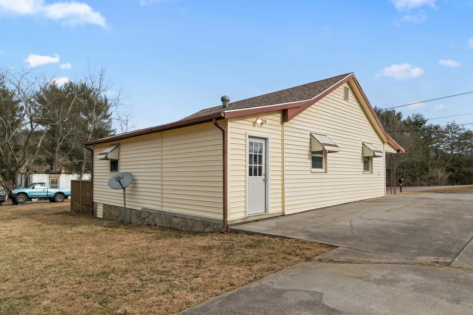 1551 Fire Tower Road, photo 27 of 40