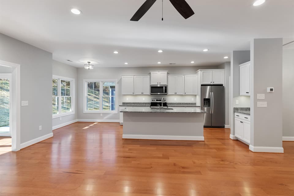 155 Vinnie Avenue NW, photo 4 of 12