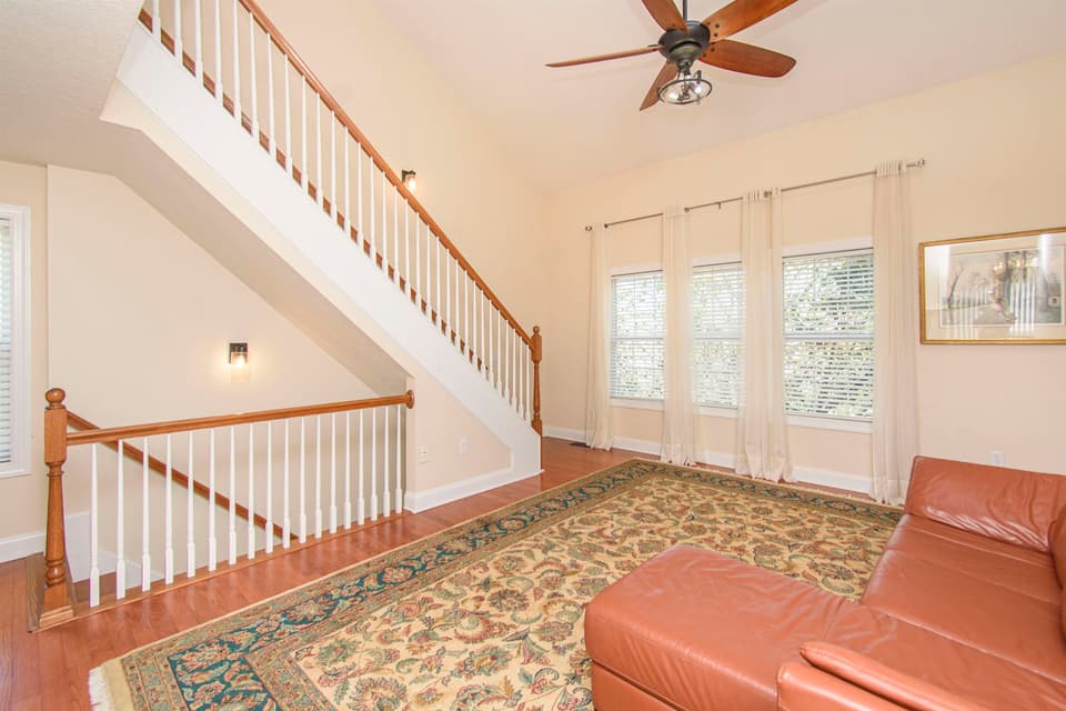 610 Oak Tree Boulevard, photo 12 of 37