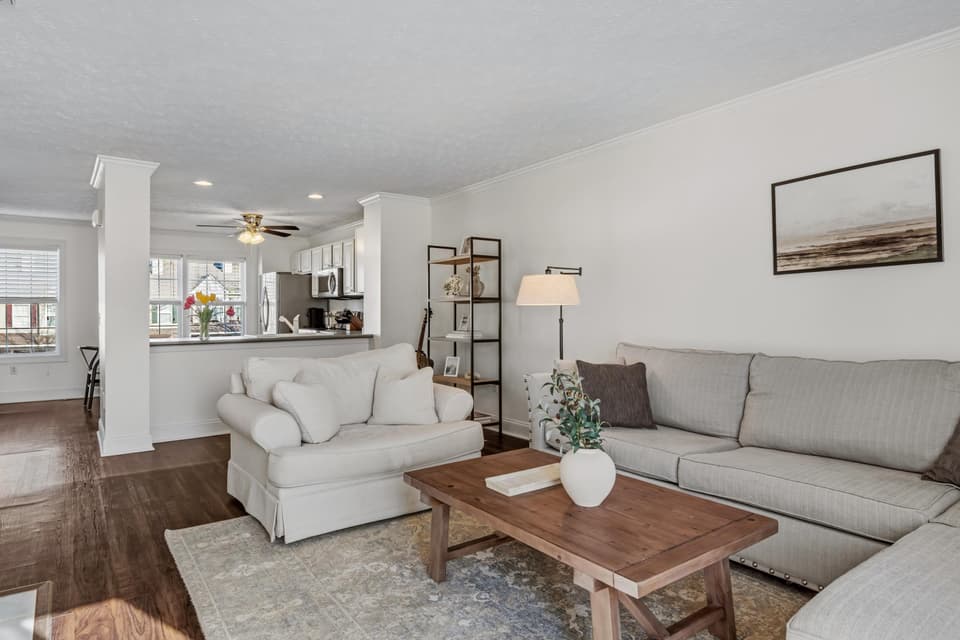 145 Blue Leaf Drive, photo 14 of 40