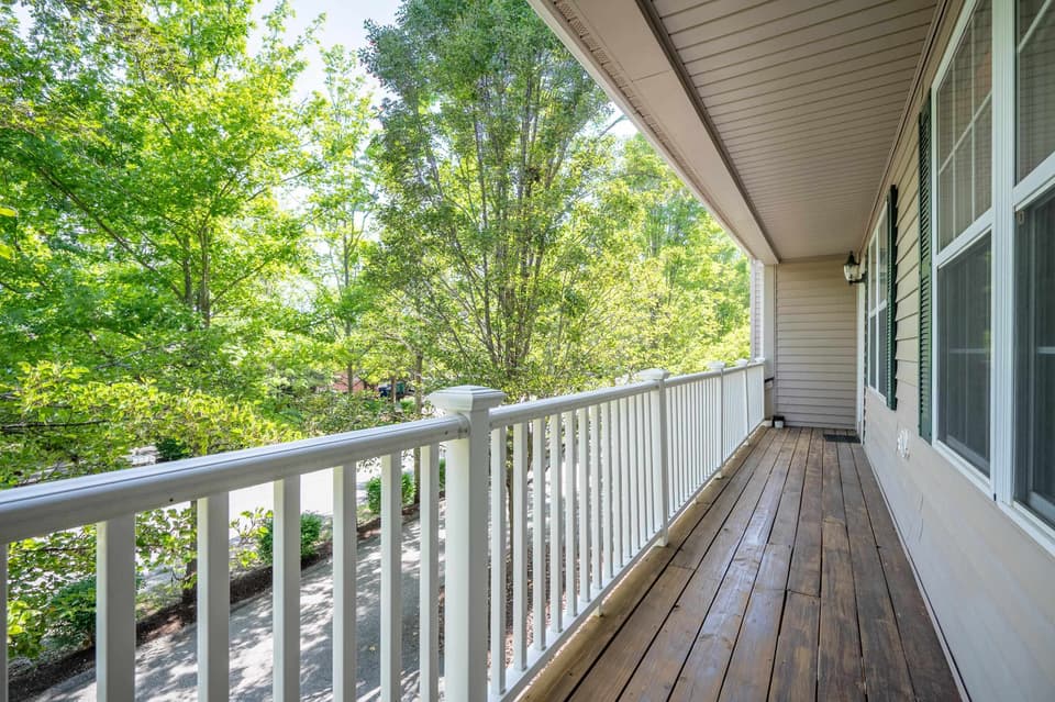 320 Tall Oak Boulevard, photo 12 of 40