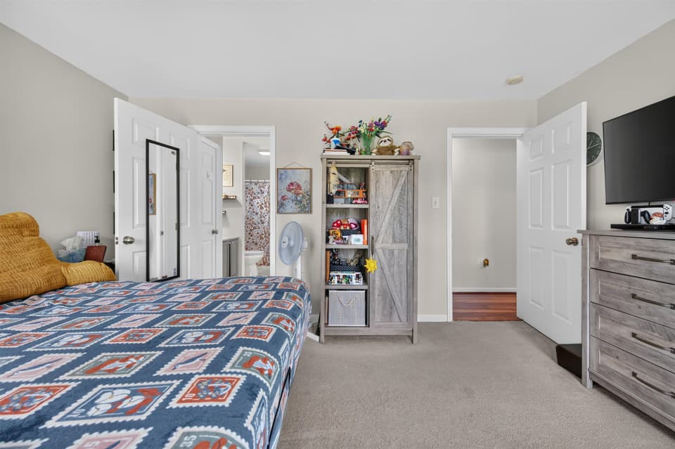 170 Cullen Court SE, photo 22 of 40
