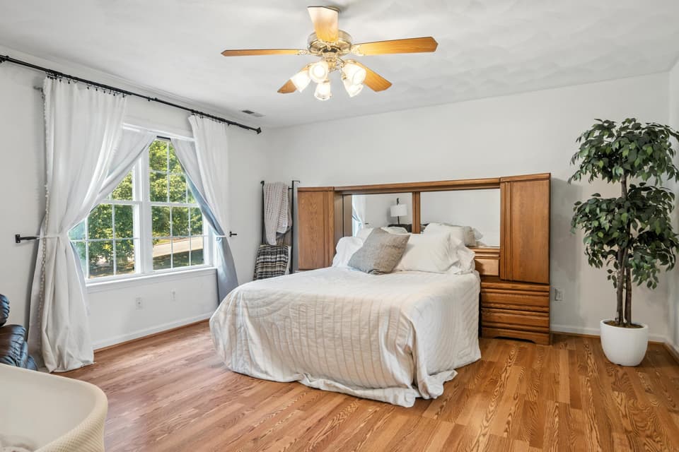 50 Sapphire Avenue, photo 23 of 39