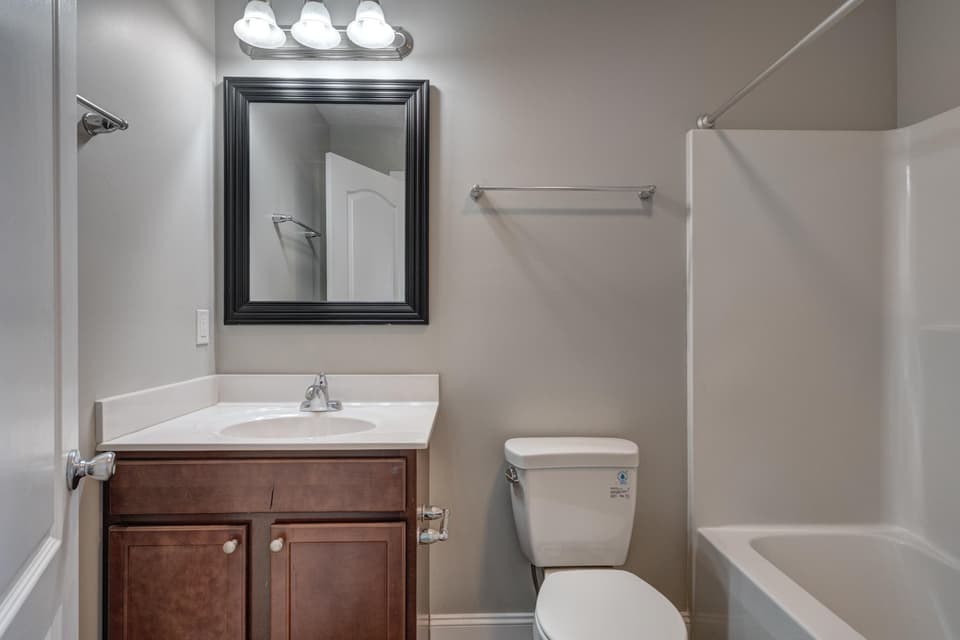 525 Twisted Oak Drive NW, photo 19 of 26