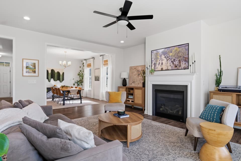845 Jefferson Circle, photo 17 of 40