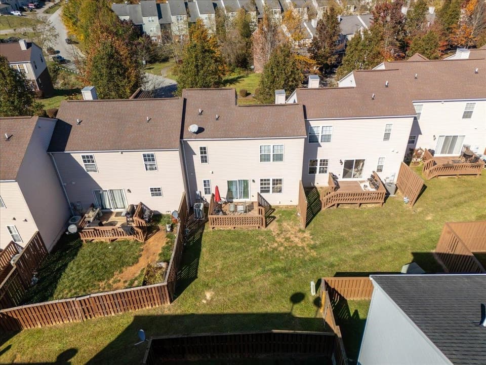 940 Oaktree Boulevard, photo 30 of 30