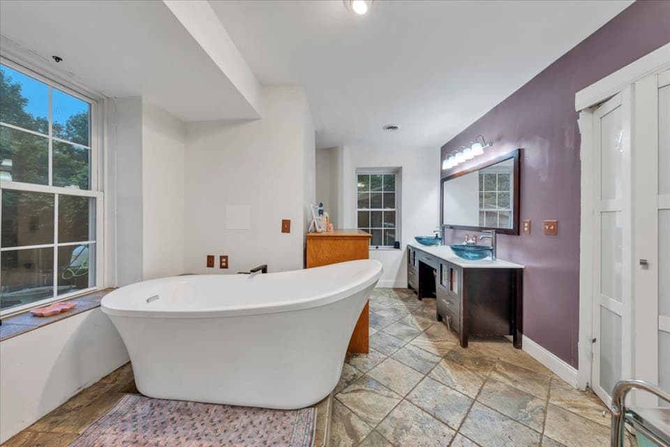 20 Wood Ridge Drive, photo 25 of 40