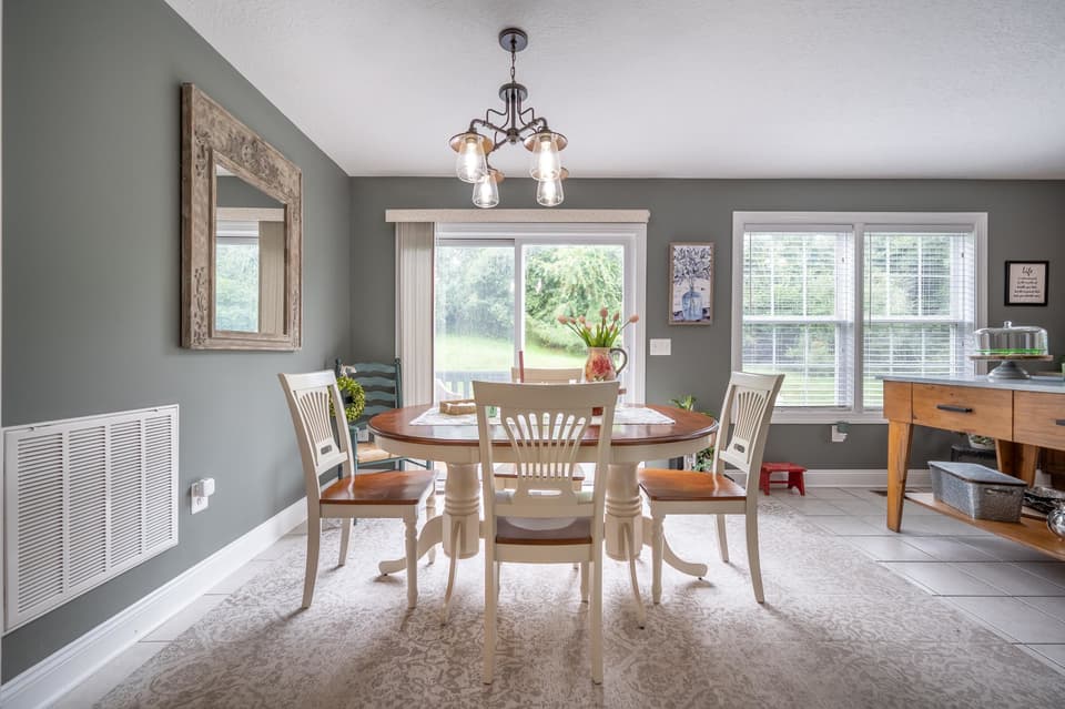 420 Tall Oak Boulevard, photo 12 of 40