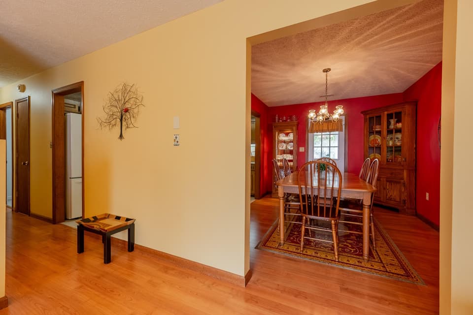 765 Atkinson Road, photo 11 of 40