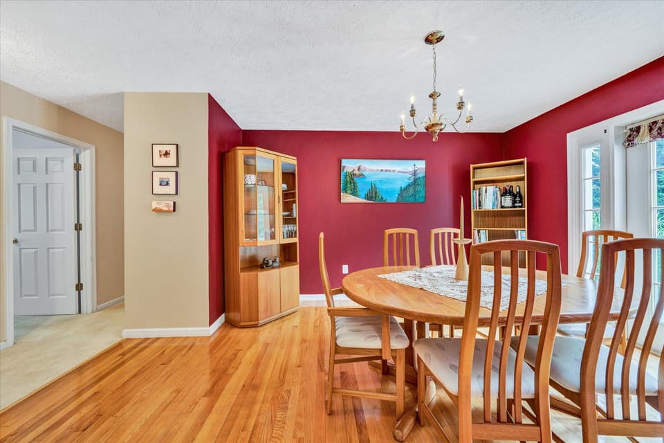 135 Wenn Dr NW, photo 16 of 37