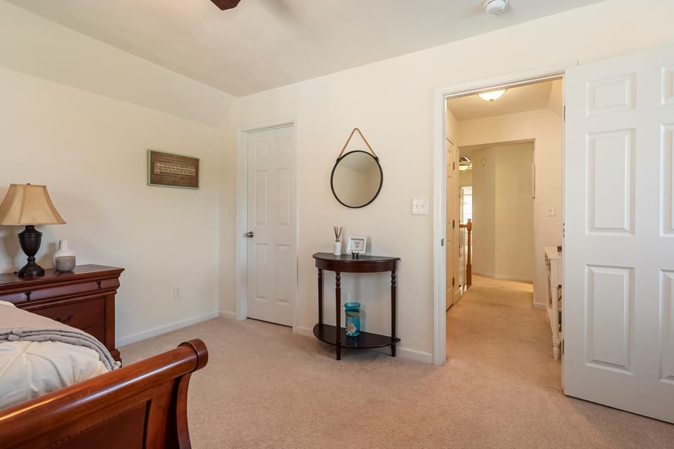 1136 Crosscreek Drive, photo 34 of 40