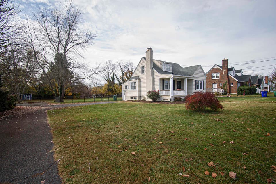 200 Hagan Street, photo 3 of 40