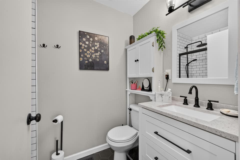 2405 Glade Drive SE, photo 37 of 40