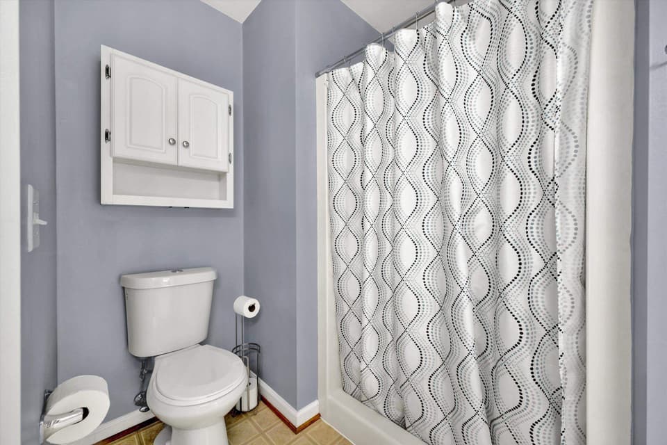135 Sapphire Avenue, photo 37 of 40