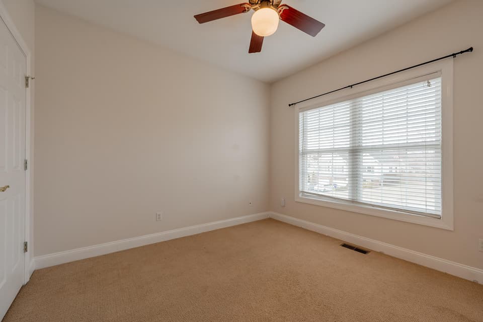 305 Meadow Drive, photo 39 of 40