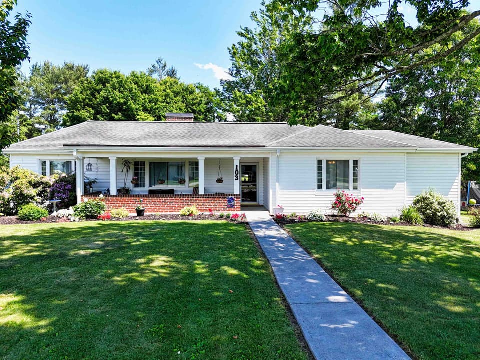 103 Ellett Drive SE, Christiansburg