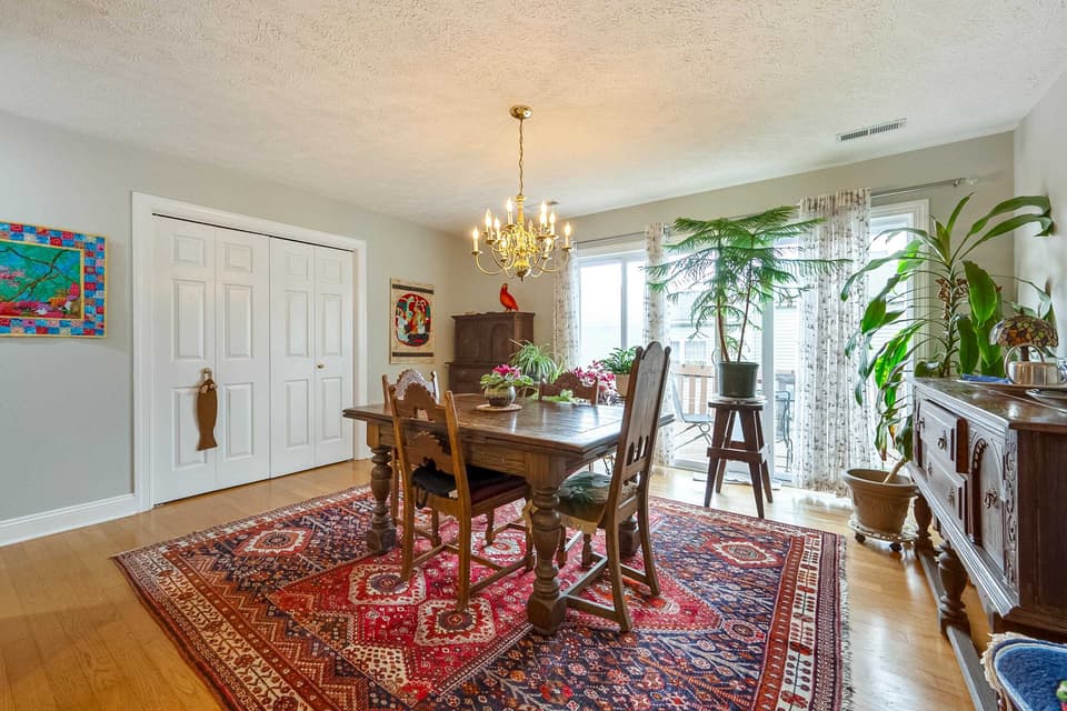 195 Tall Oak Boulevard, photo 14 of 40