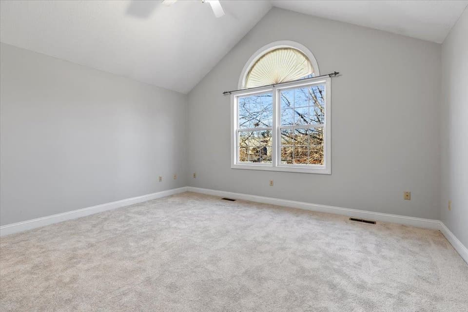 360 Gold Leaf Drive, photo 37 of 40