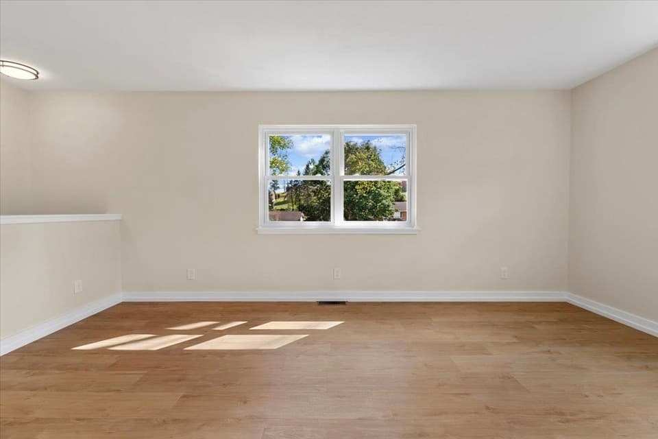 95 Sara Street, photo 13 of 40