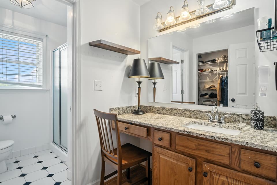 50 Sapphire Avenue, photo 24 of 39
